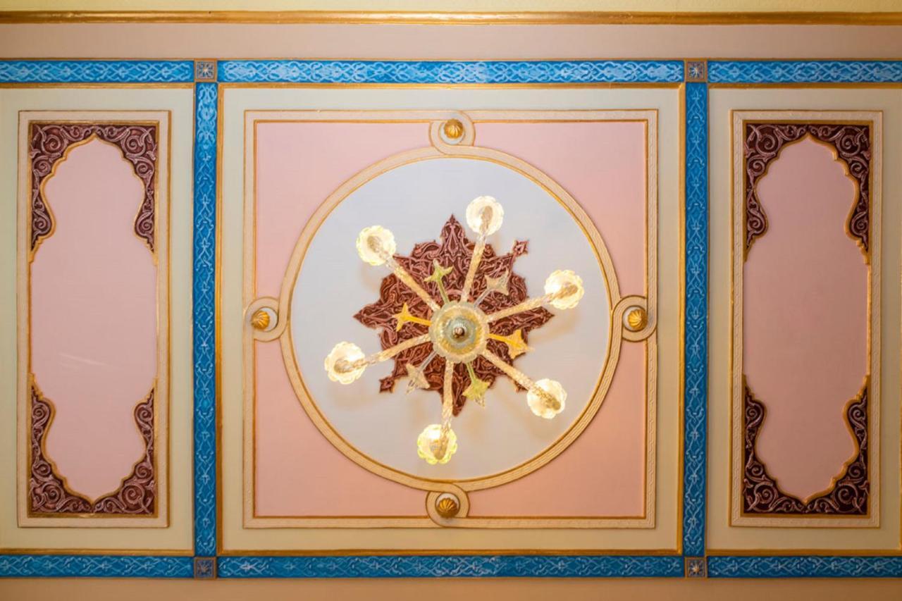 Blue Gilroy Hotel Истанбул Екстериор снимка