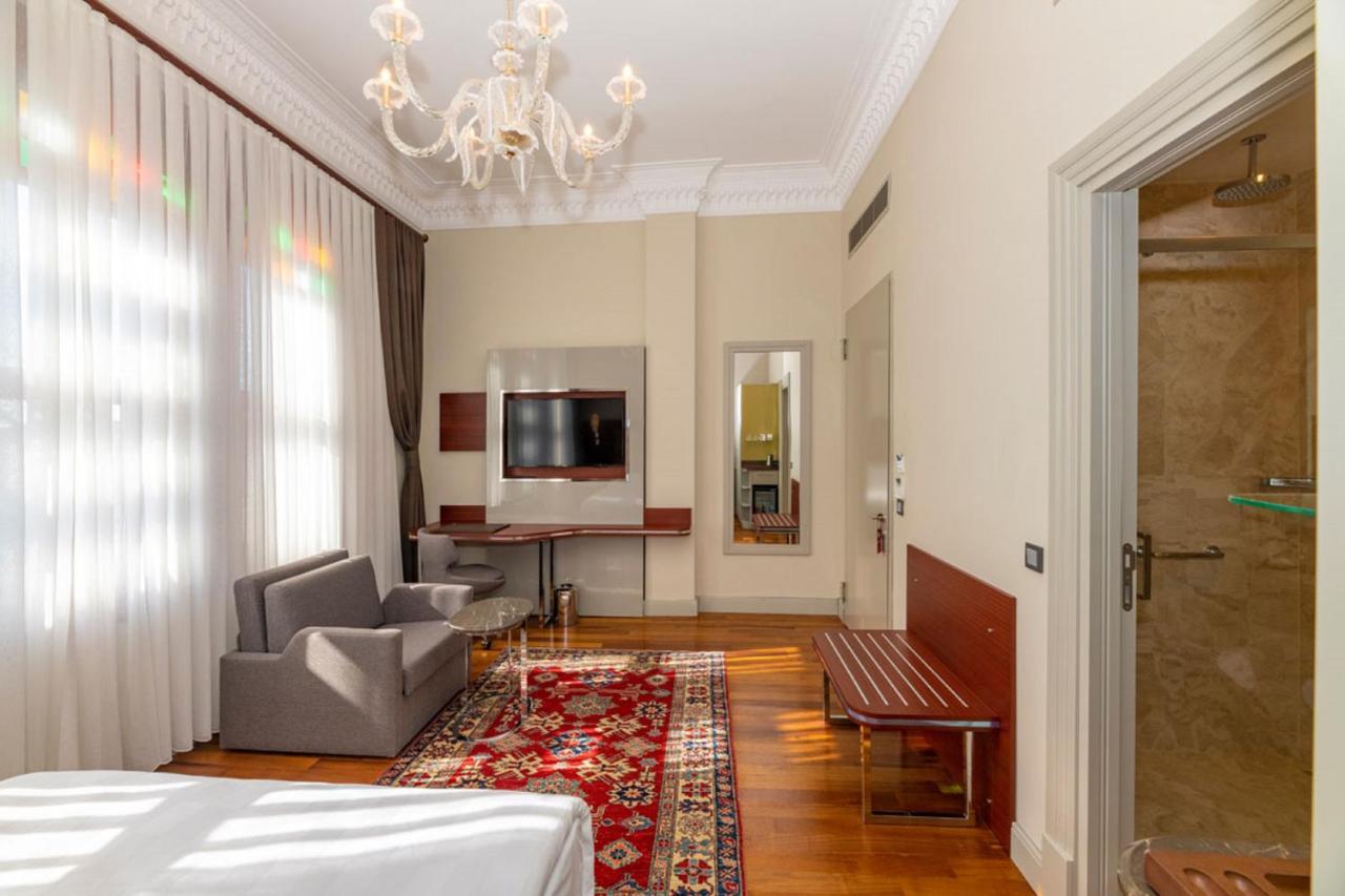 Blue Gilroy Hotel Истанбул Екстериор снимка