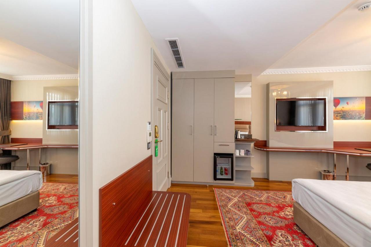 Blue Gilroy Hotel Истанбул Екстериор снимка
