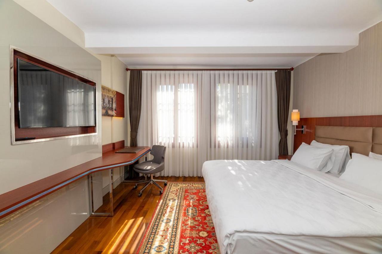 Blue Gilroy Hotel Истанбул Екстериор снимка